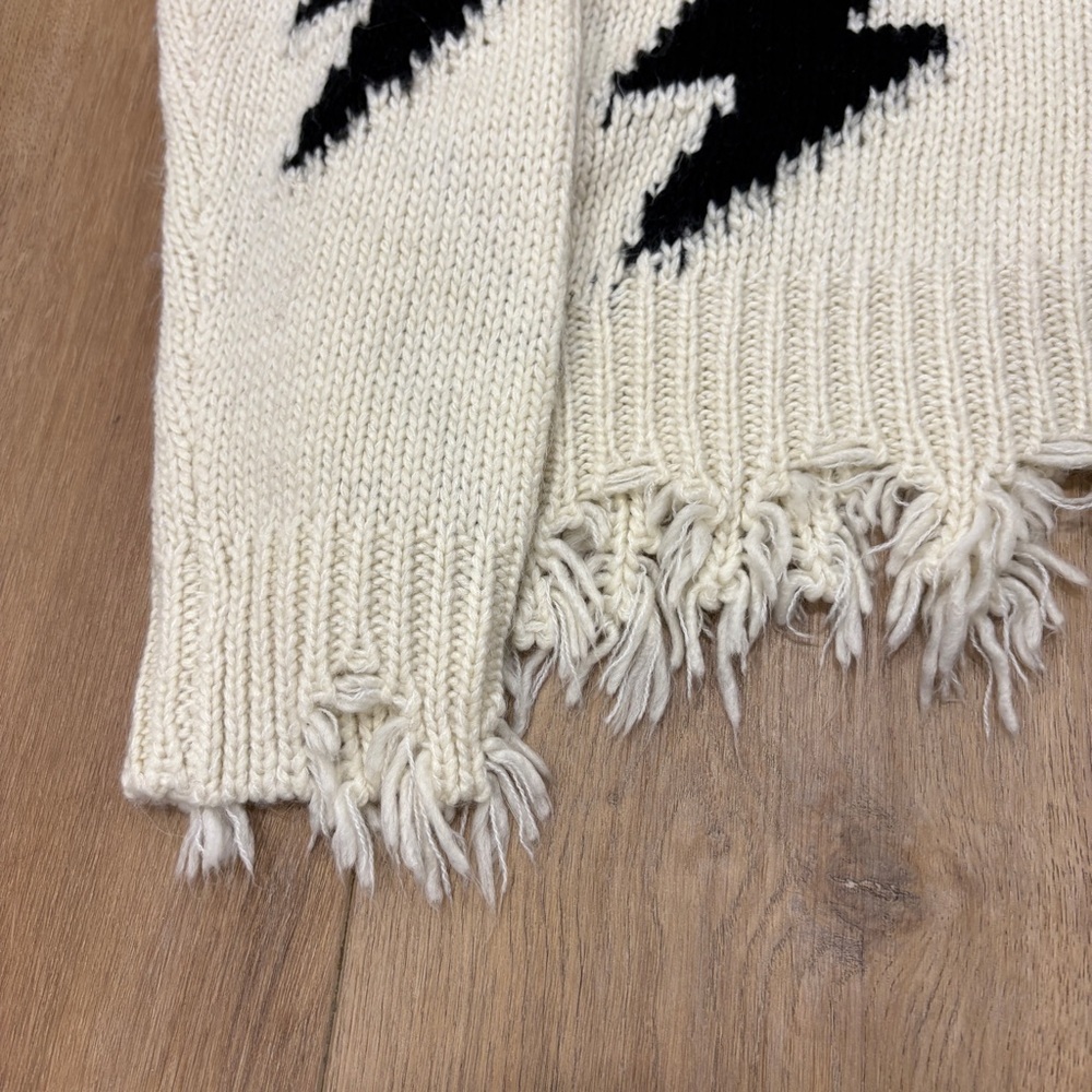 ๐STORIA๐ DISTRESSED LIGHTNING BOLT RELAXED SWEATER IVORY / BLACK SZ S - Picture 6 of 8